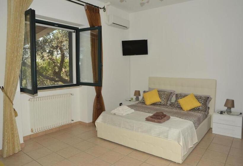 غرفة سوبيريور رباعية, Vacanze Al Minci