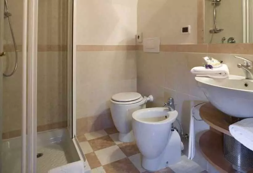 コンフォートルーム, Albergo La Corte Albertina