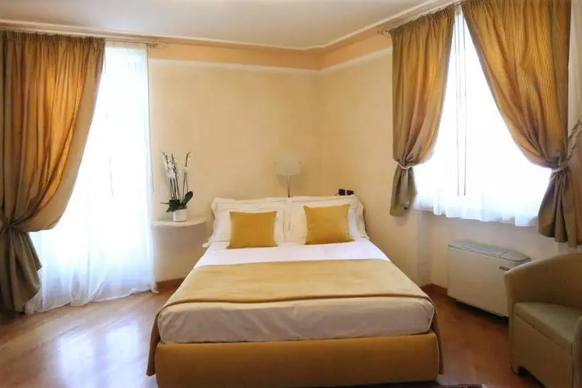 Juniorsviitti Terassi, Albergo Castiglione Langhe