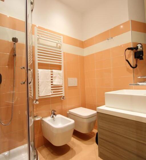 اتاق استاندارد یک نفره, Demo