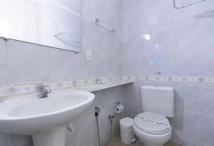 Deluxe Kolmen Hengen Huone, Ilhasol