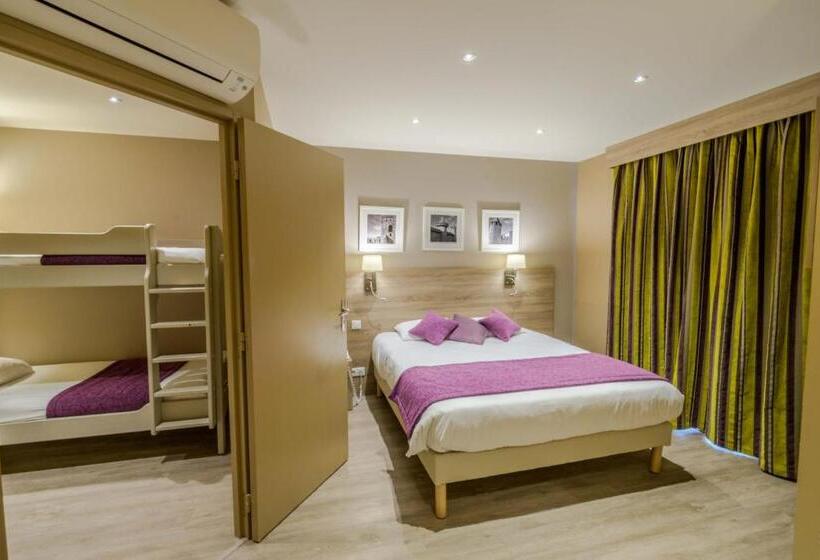 패밀리 룸, L Aragon