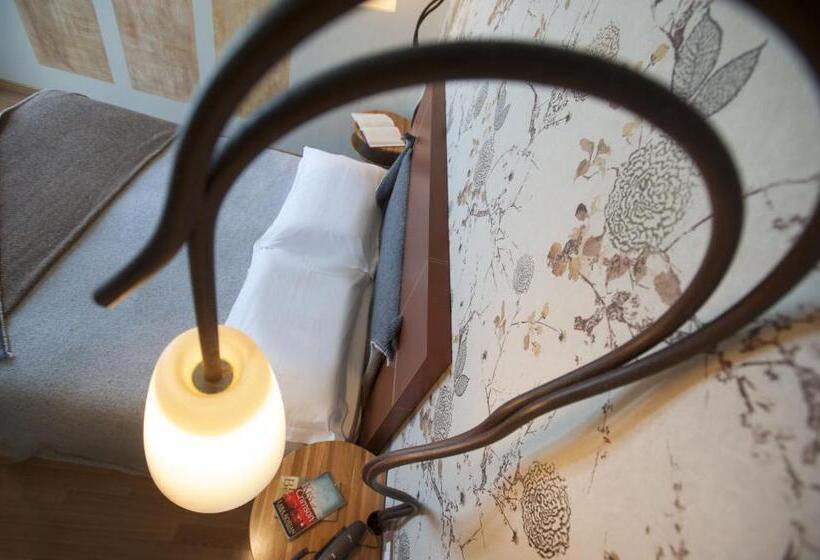 غرفة كلاسيكية, Langhe