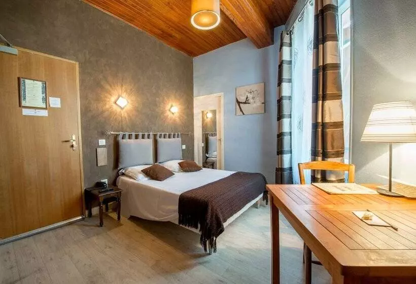 スタンダードルーム, Logis Hôtels   Hôtel Et Restaurant Les Voyageurs