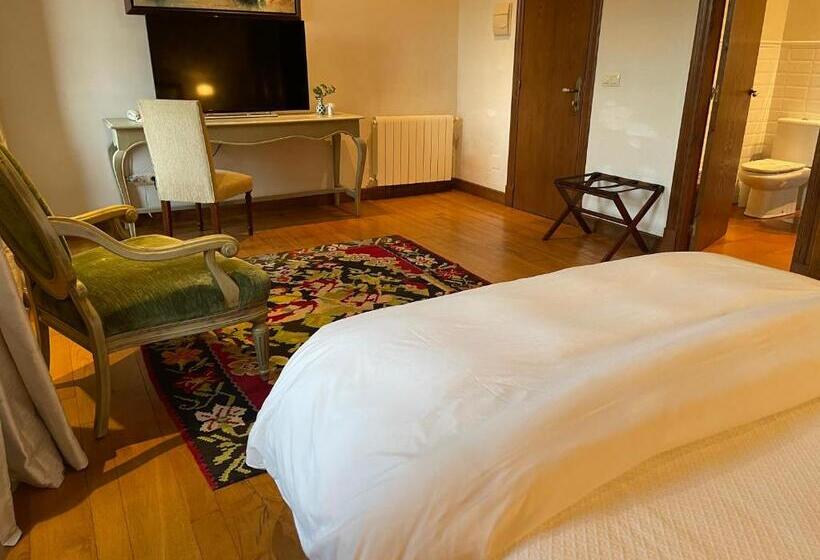 Номер Стандарт, Rectoral De Cines