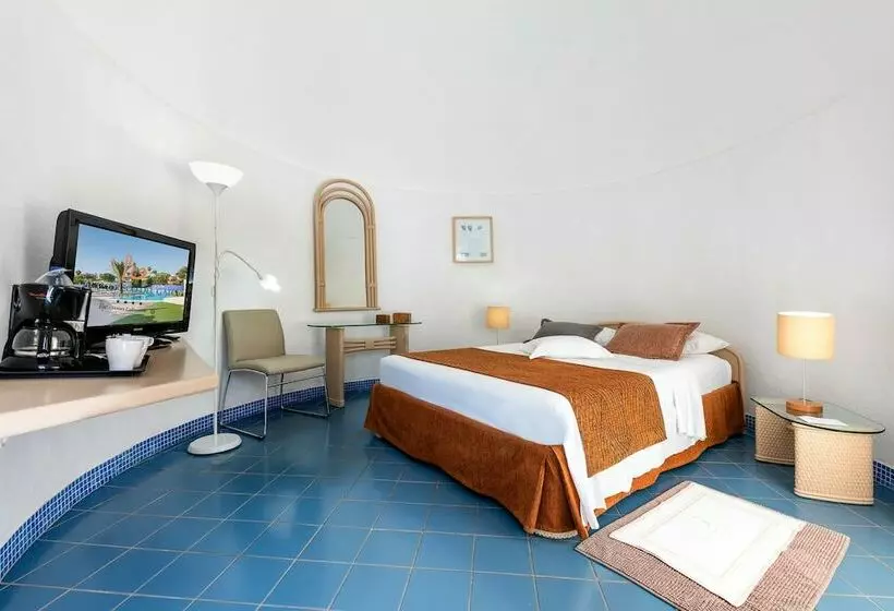 سوئیت سینیور, Livvo Risco Del Gato Suites