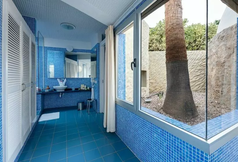 سوئیت سینیور, Livvo Risco Del Gato Suites