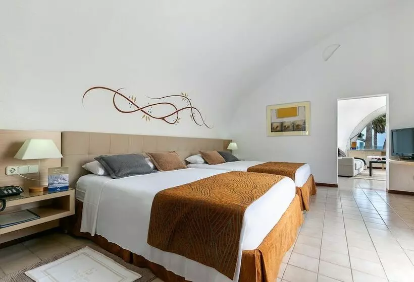 سوییت جونیور لوکس, Livvo Risco Del Gato Suites