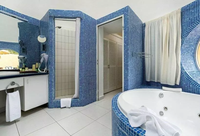 سوییت جونیور لوکس, Livvo Risco Del Gato Suites