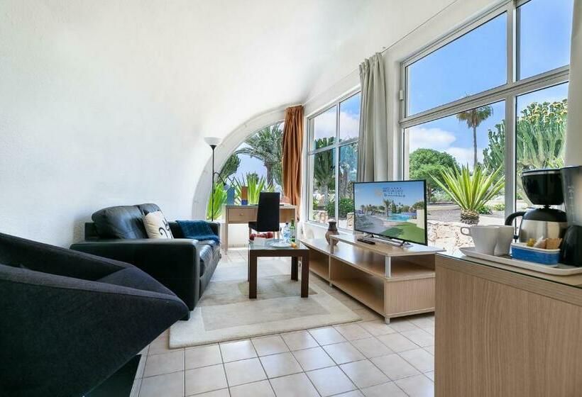 시니어 스위트, Livvo Risco Del Gato Suites