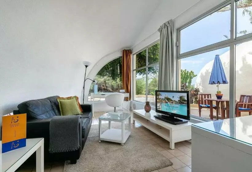 سوییت جونیور, Livvo Risco Del Gato Suites