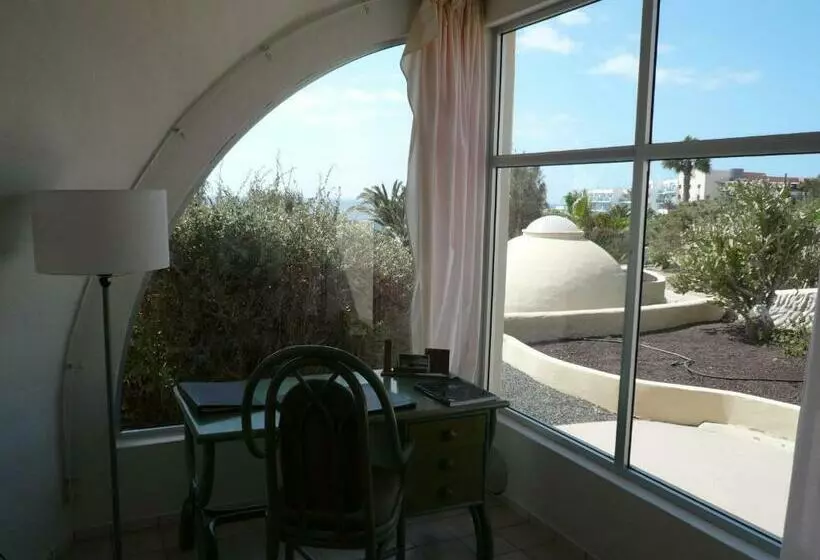 سوئیت سینیور, Livvo Risco Del Gato Suites