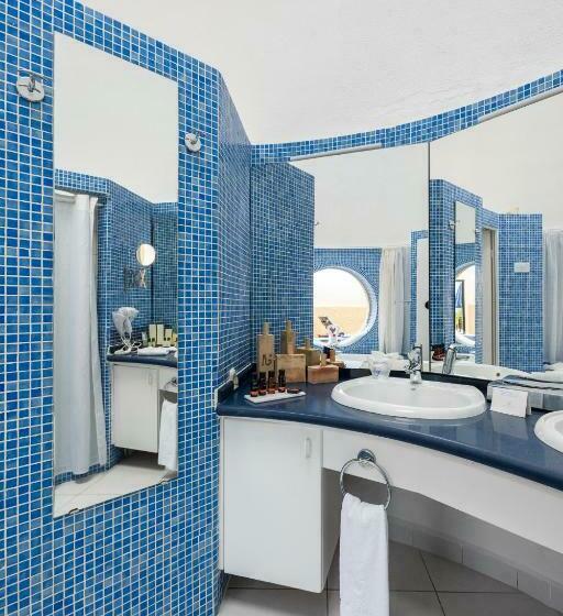 디럭스 스위트, Livvo Risco Del Gato Suites