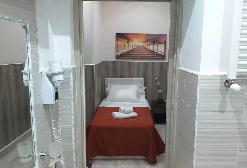 单人基本间, Tonic