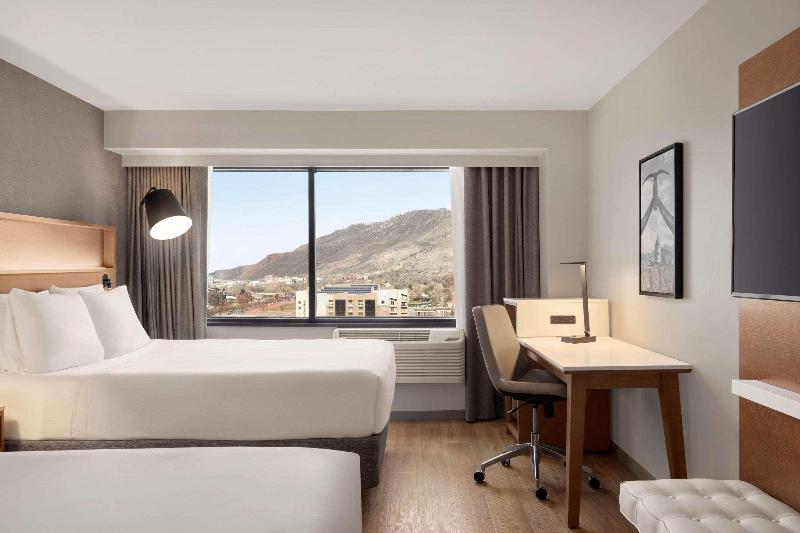 单人基本间, Tonic