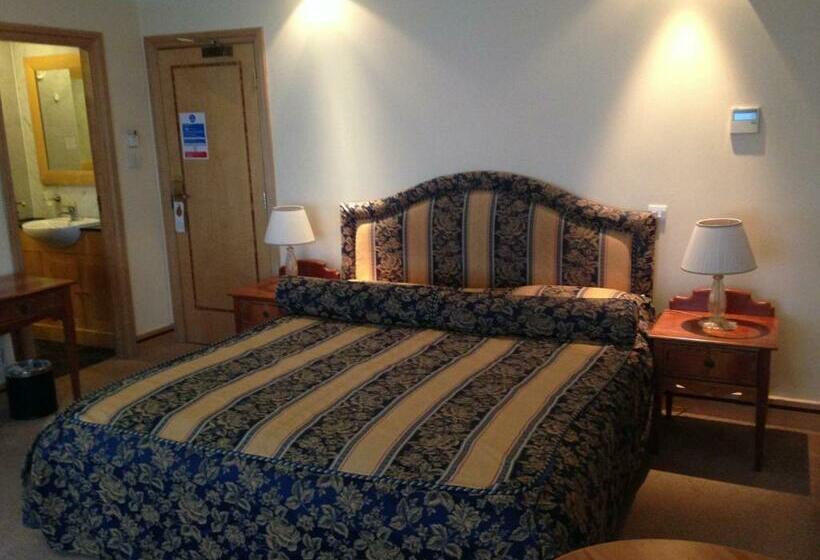 이그제큐티브 룸, Troy