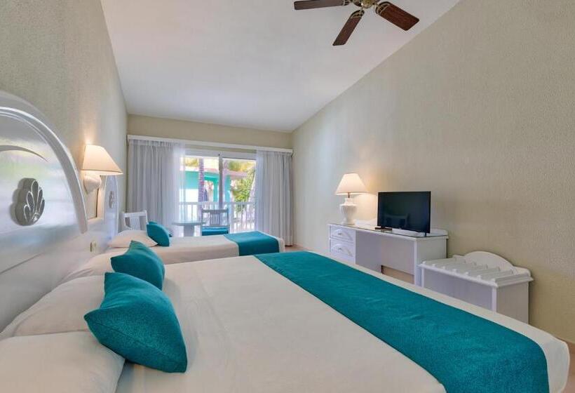 غرفة عائلية, Playabachata