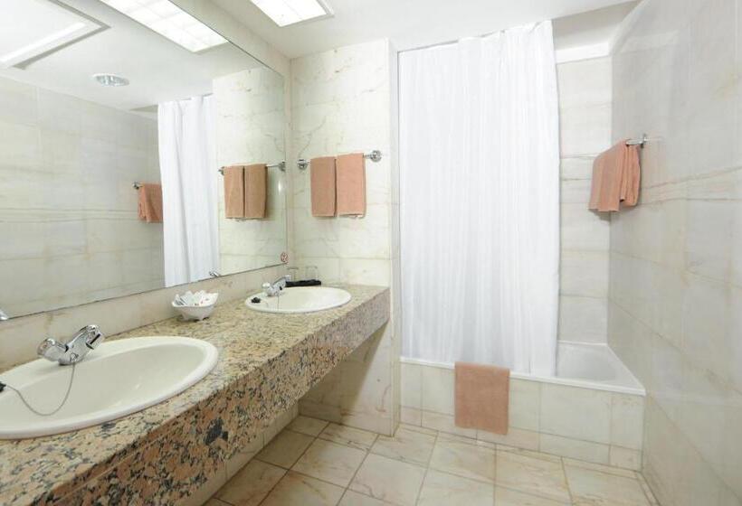 جناح, Playabachata