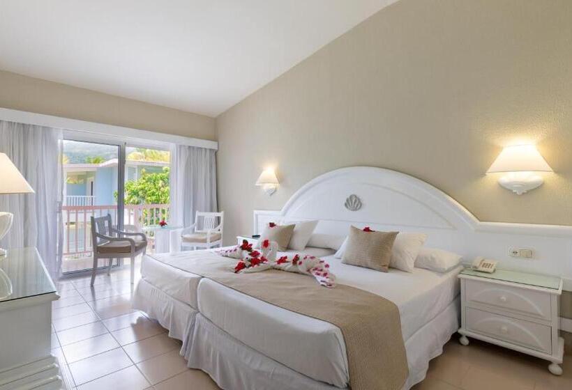 غرفة سوبيريور, Playabachata