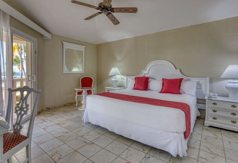 جناح مطلّ علي البحر, Playabachata