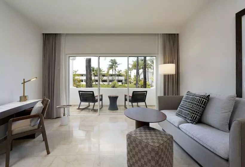 اتاق پریمیوم با چشم‌انداز باغ, Hyatt Regency Grand Reserve Puerto Rico