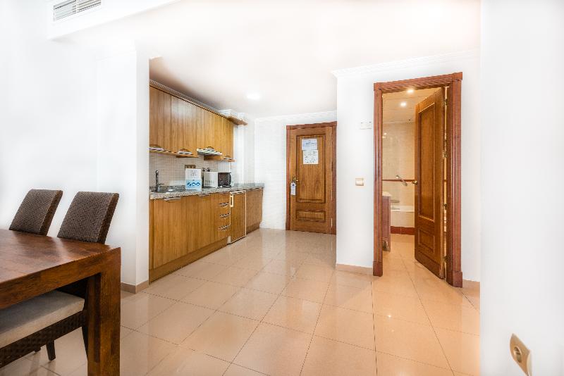 דירת חדר, Toboso Apar  Turis