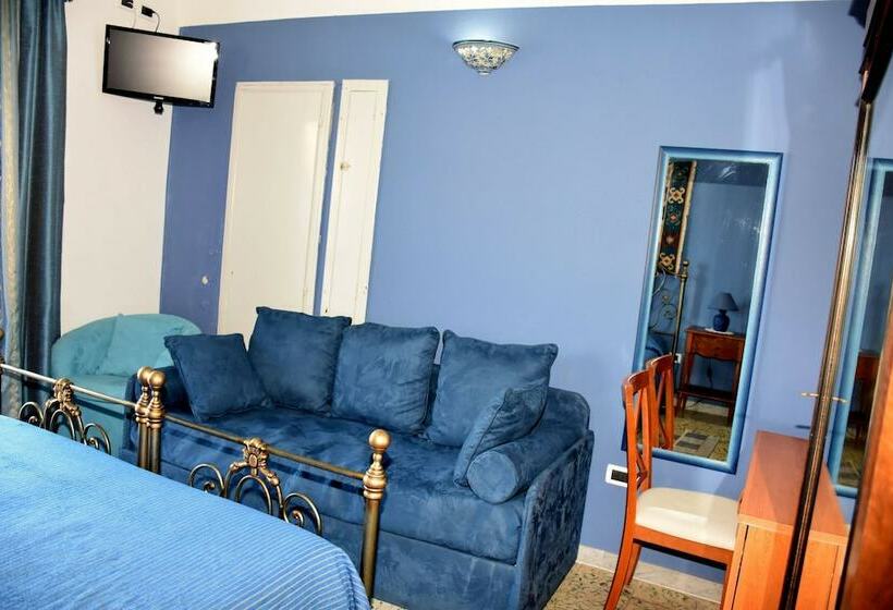 Вилла 3 Спальни, Porto Vecchio