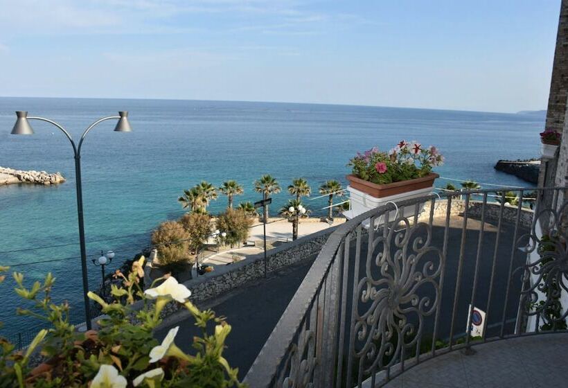 فيلا 3 غرف نوم, Porto Vecchio