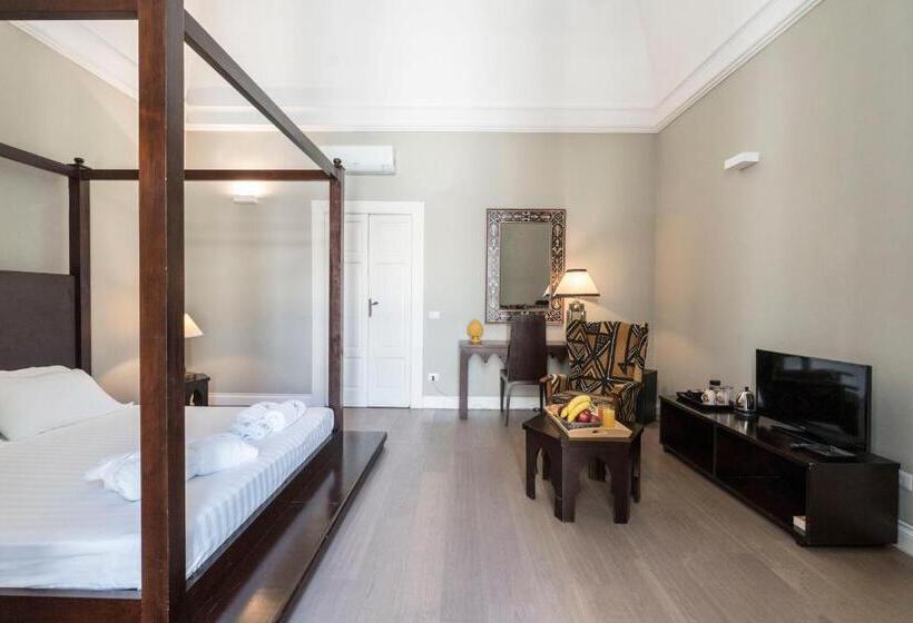 اتاق استاندارد با بالکن, Vittorio S Luxury