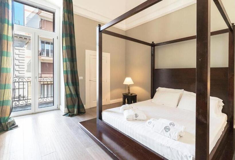 اتاق استاندارد با بالکن, Vittorio S Luxury