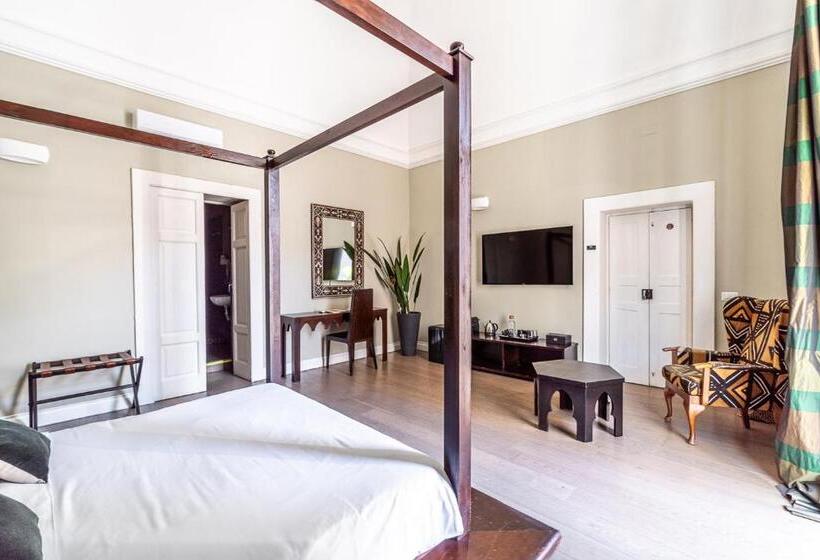 اتاق استاندارد با بالکن, Vittorio S Luxury