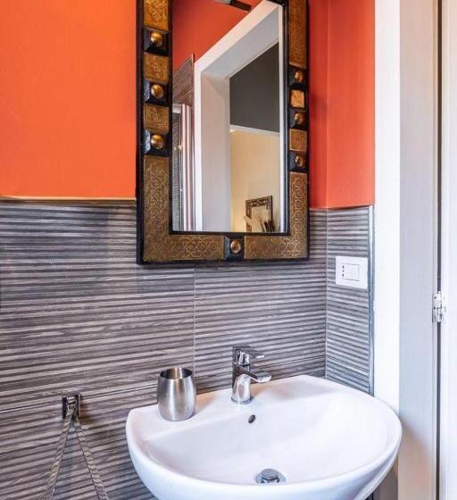 اتاق استاندارد با تخت بزرگ, Vittorio S Luxury