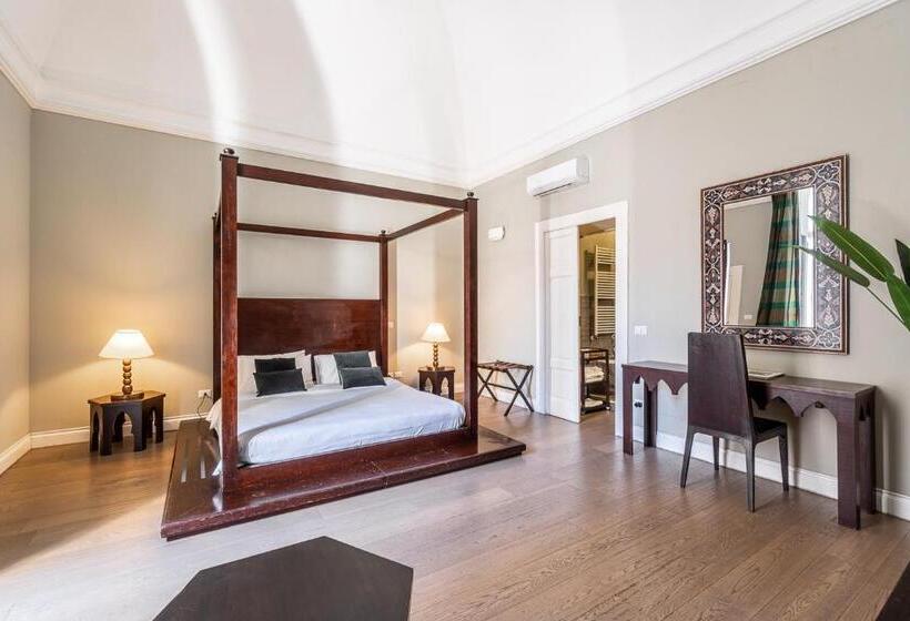 اتاق استاندارد با بالکن, Vittorio S Luxury