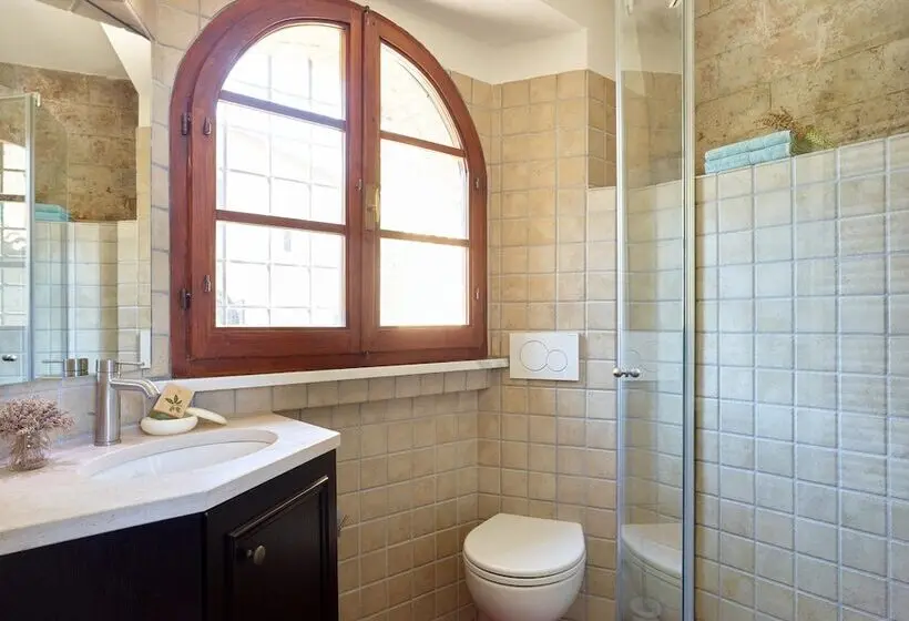 Villa 3 Makuuhuonetta, Agriturismo Podere Cortilla