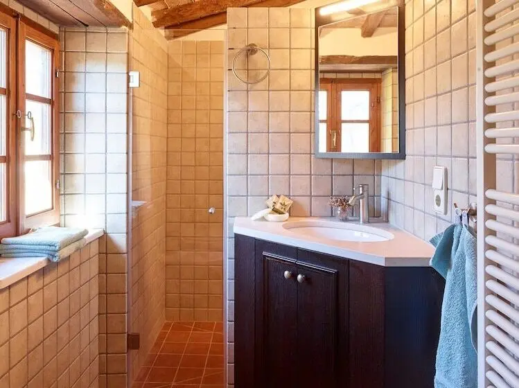 Villa 3 Makuuhuonetta, Agriturismo Podere Cortilla
