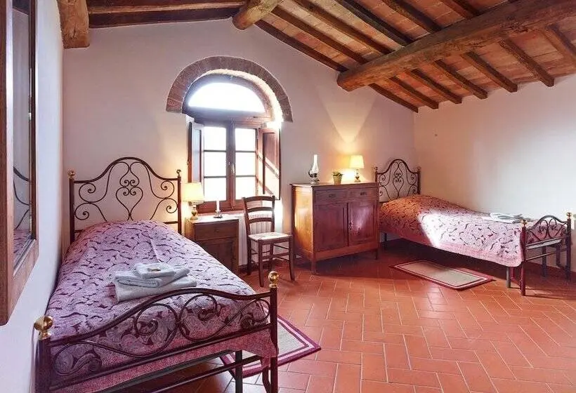 Villa 3 Makuuhuonetta, Agriturismo Podere Cortilla