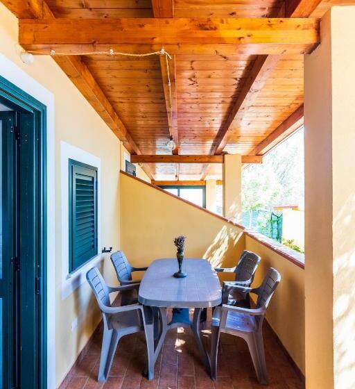 آپارتمان 2 خوابه با تراس, Villaggio Residence Pietra Grigia