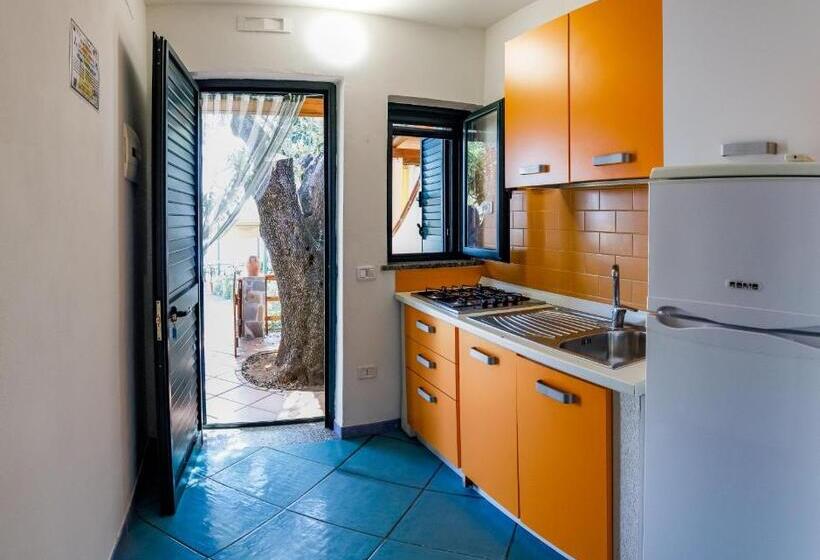 آپارتمان 2 خوابه با چشم‌انداز دریا, Villaggio Residence Pietra Grigia