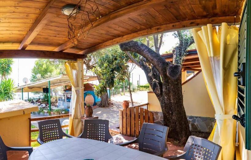 آپارتمان 2 خوابه با چشم‌انداز دریا, Villaggio Residence Pietra Grigia