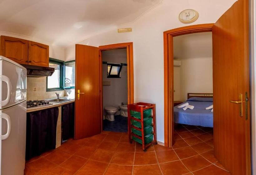 آپارتمان 1 خوابه با تراس, Villaggio Residence Pietra Grigia