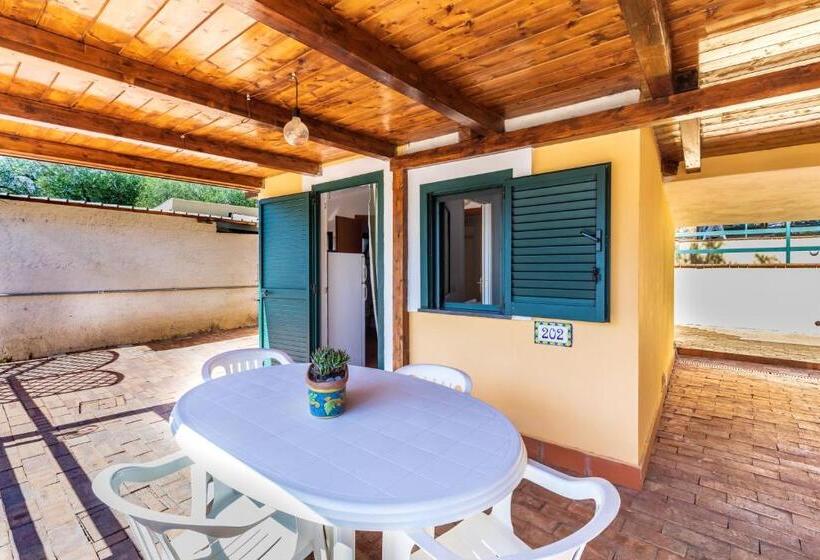 آپارتمان 1 خوابه با تراس, Villaggio Residence Pietra Grigia