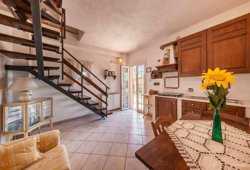 דירת חדר, Agriturismo Quercetelli