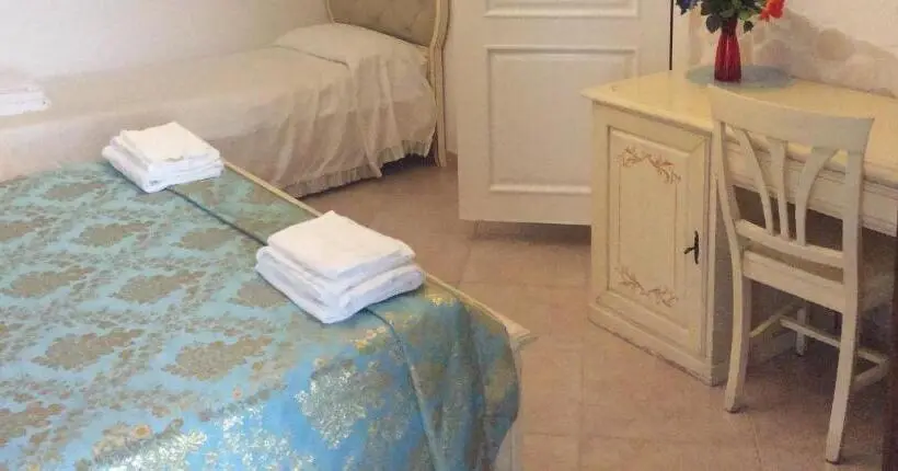 スタンダード４人部屋, B&b Delle Rose