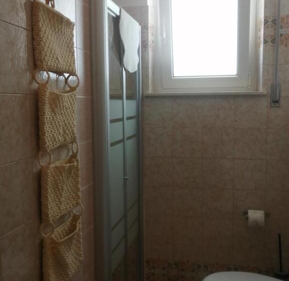 غرفة قياسية رباعية, B&b Galletto