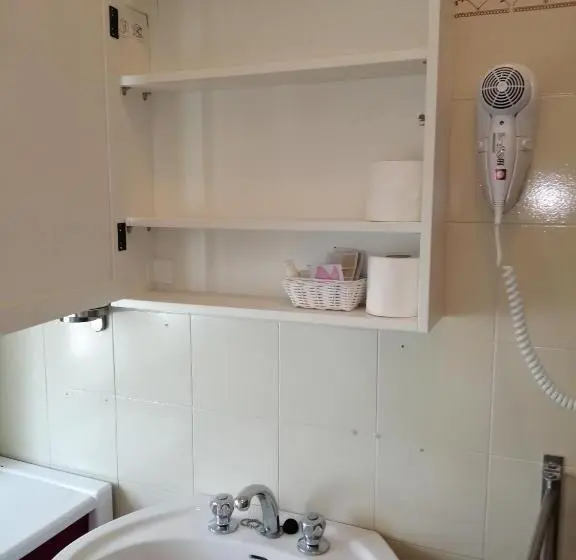 庭の見えるスタンダードトリプルルーム, B&b Galletto