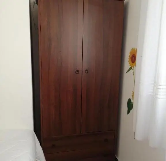 庭の見えるスタンダードトリプルルーム, B&b Galletto