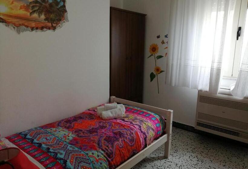 غرفة قياسية ثلاثية مطلة علي الحديقة, B&b Galletto