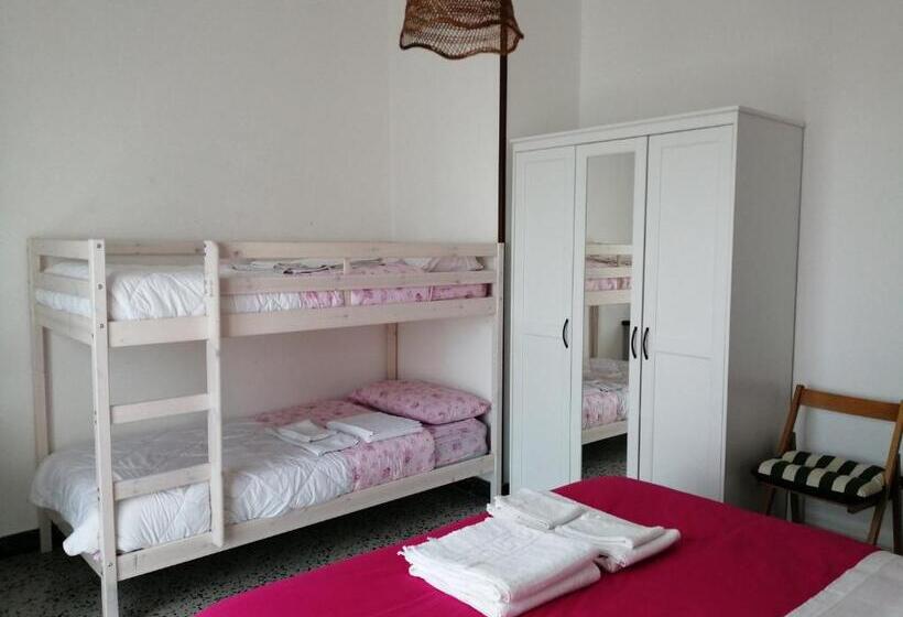 Четырехместный Номер Стандарт, B&b Galletto