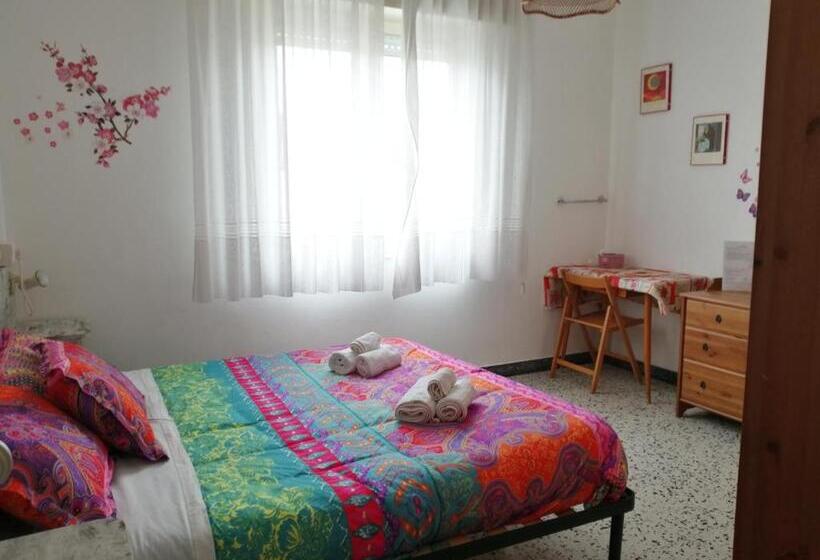 غرفة قياسية ثلاثية مطلة علي الحديقة, B&b Galletto