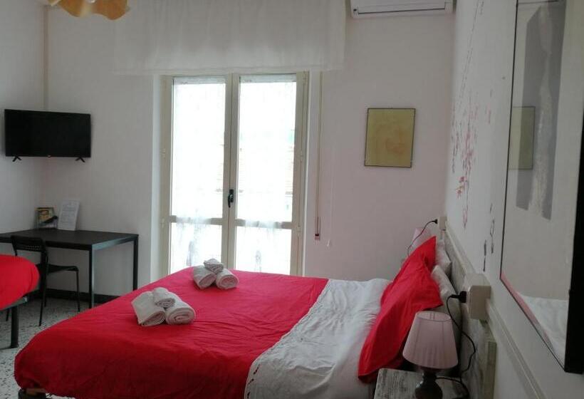 غرفة قياسية ثلاثية مطلة علي الحديقة, B&b Galletto